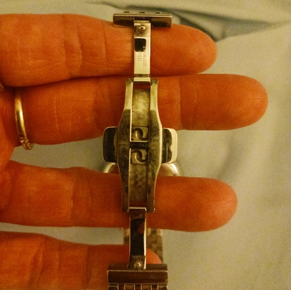 Michelle Watch - Picture 7 of 9